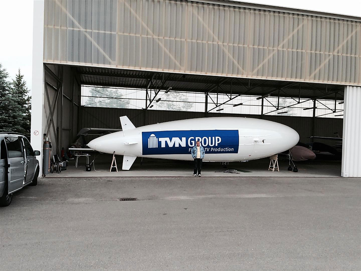 12-rc-blimp-in-a-hangar